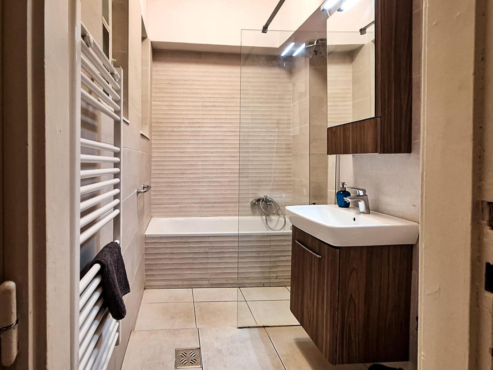 Apartman Modern Parkside Garden View